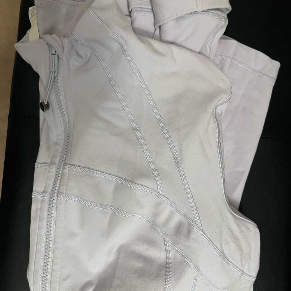 Lululemon Define Cropped (Windmill) Size 12